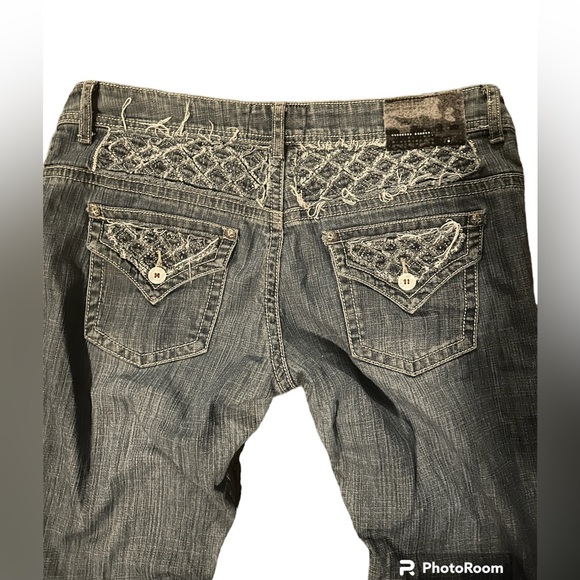 Distressed low rise Thrill Jeans - Picture 2 of 3